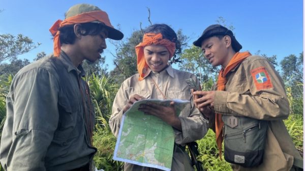 itel POWER 80 Lulus Uji Ketahanan Ekstrem di Gunung Halimun Bersama Wanadri