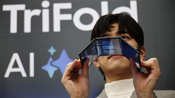 iPhone Duo Meluncur, Samsung Siapkan Galaxy Z Trifold 2: Perang Lipat Memasuki Era Baru